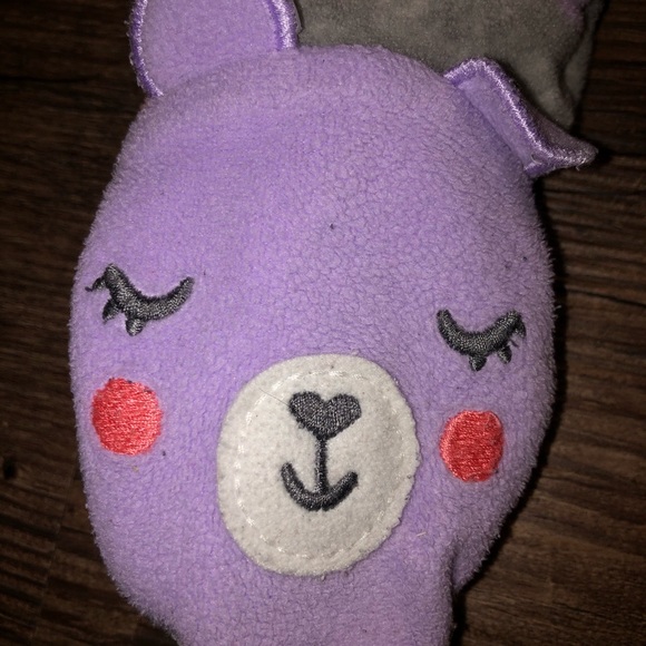 Carter’s footie pajamas - Picture 4 of 6